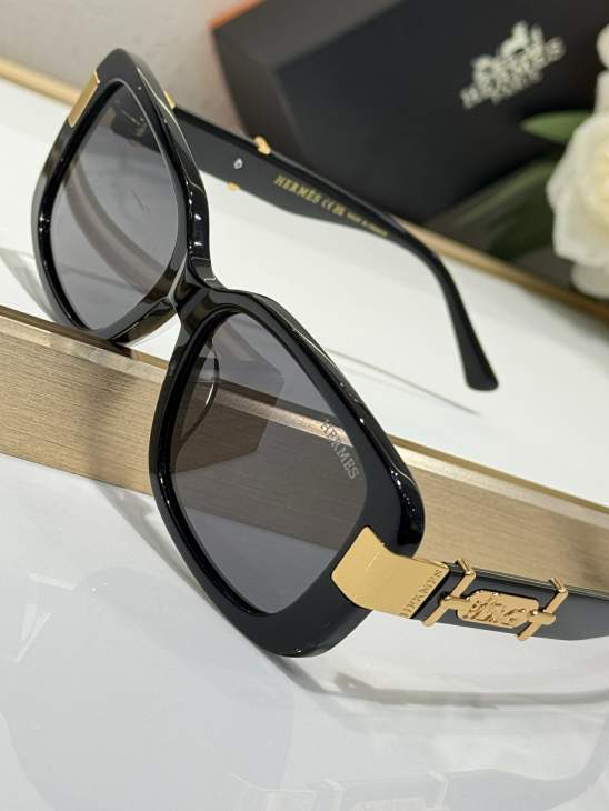 Picture of Hermes Sunglasses _SKUfw75010905fw